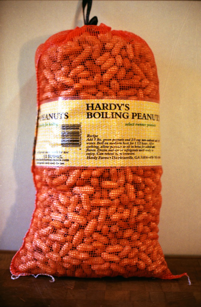Hardy's Boiling Peanuts Half Bushel