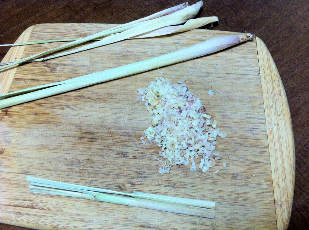 outer leaves, lemongrass stalk, chopped lemongrass, lemongrass upper stalks 