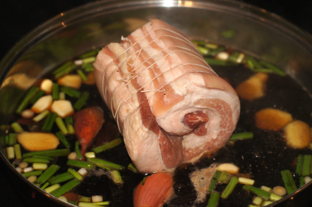 Chashu Pork (Marinated Braised Pork Belly) - Closet Cooking